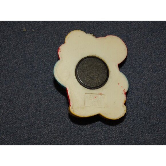 Vintage 80s 90s Mixed Fridge Magnet Lot Farm Animals Disney Retro Kitchen Decor - Picture 10 of 12